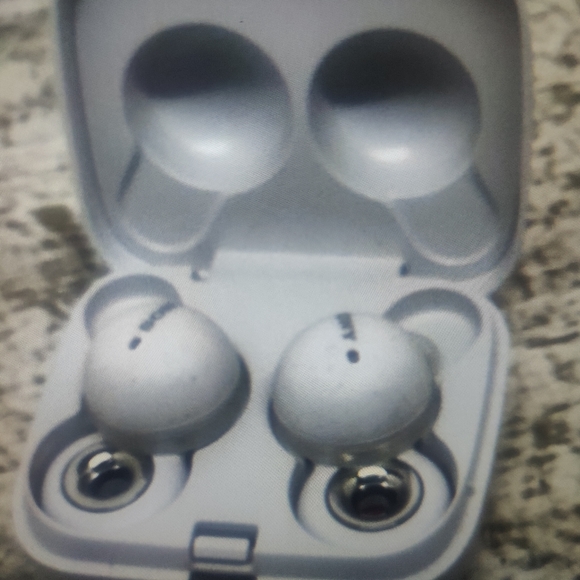 Sony true wireless earbuds - Picture 3 of 4